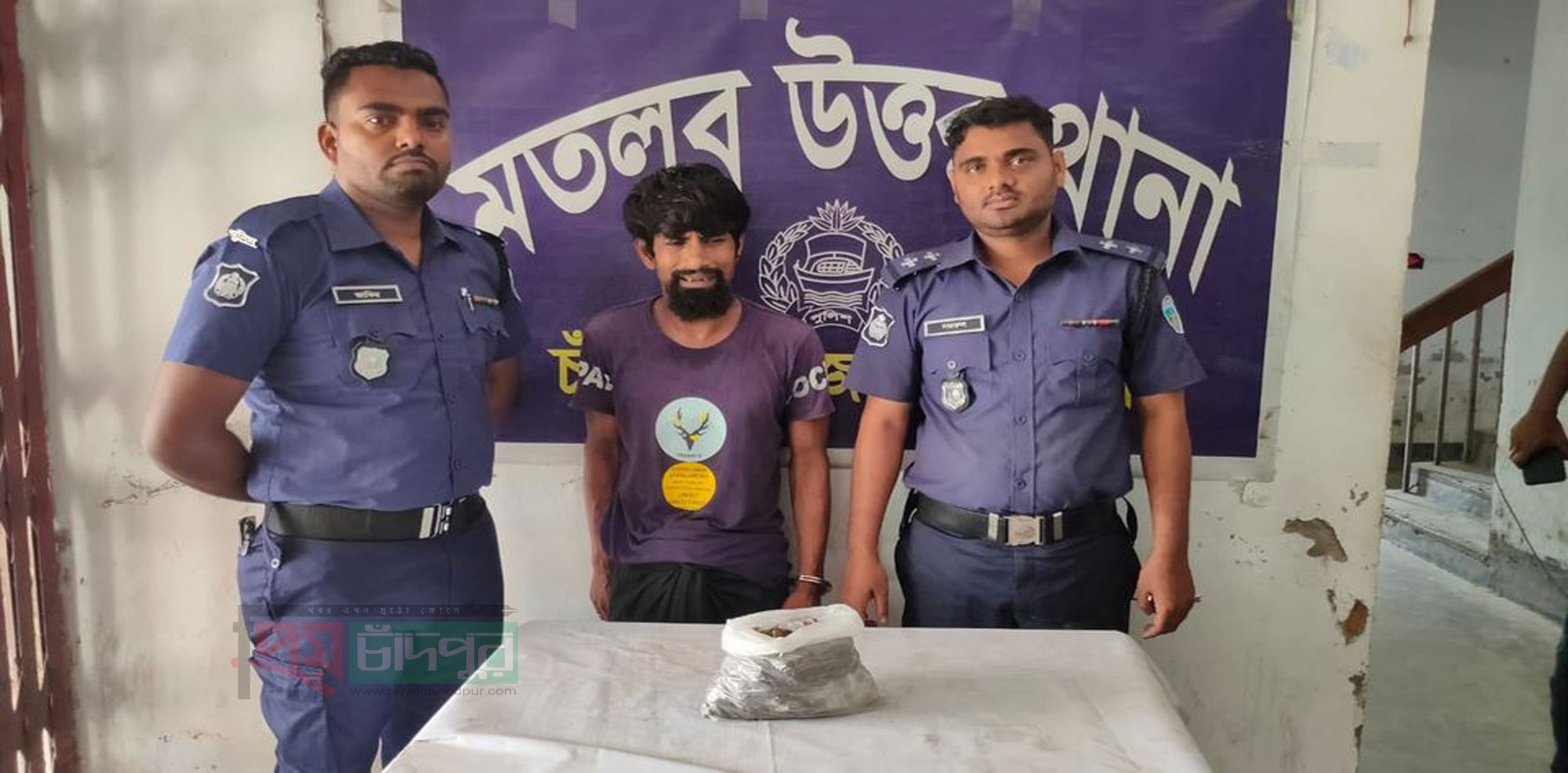 মতলব উত্তরে মাদক কারবারি’সহ গ্রেপ্তার ৪
