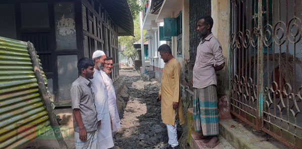 শাহমাহমুদপুর পাইকদিতে হতদরিদ্রদের প্রকল্পের কাজের ব্যাপক অগ্রগতি