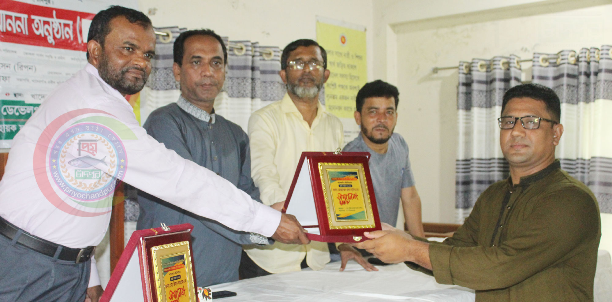 শ্রেষ্ঠ সন্তানের সম্মাননা পেলেন প্রিয় চাঁদপুর রিপোর্টার হাসিব