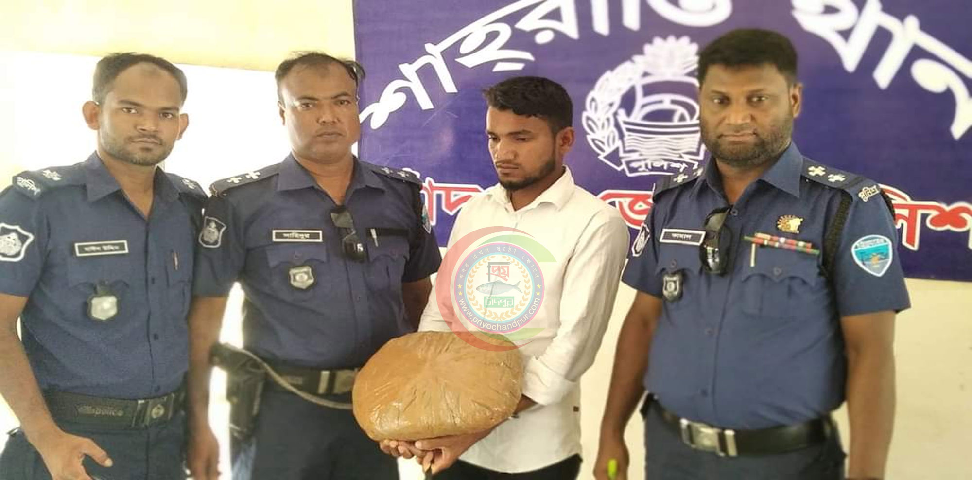 শাহরাস্তিতে দুই কেজি গাঁজা সহ আটক-১