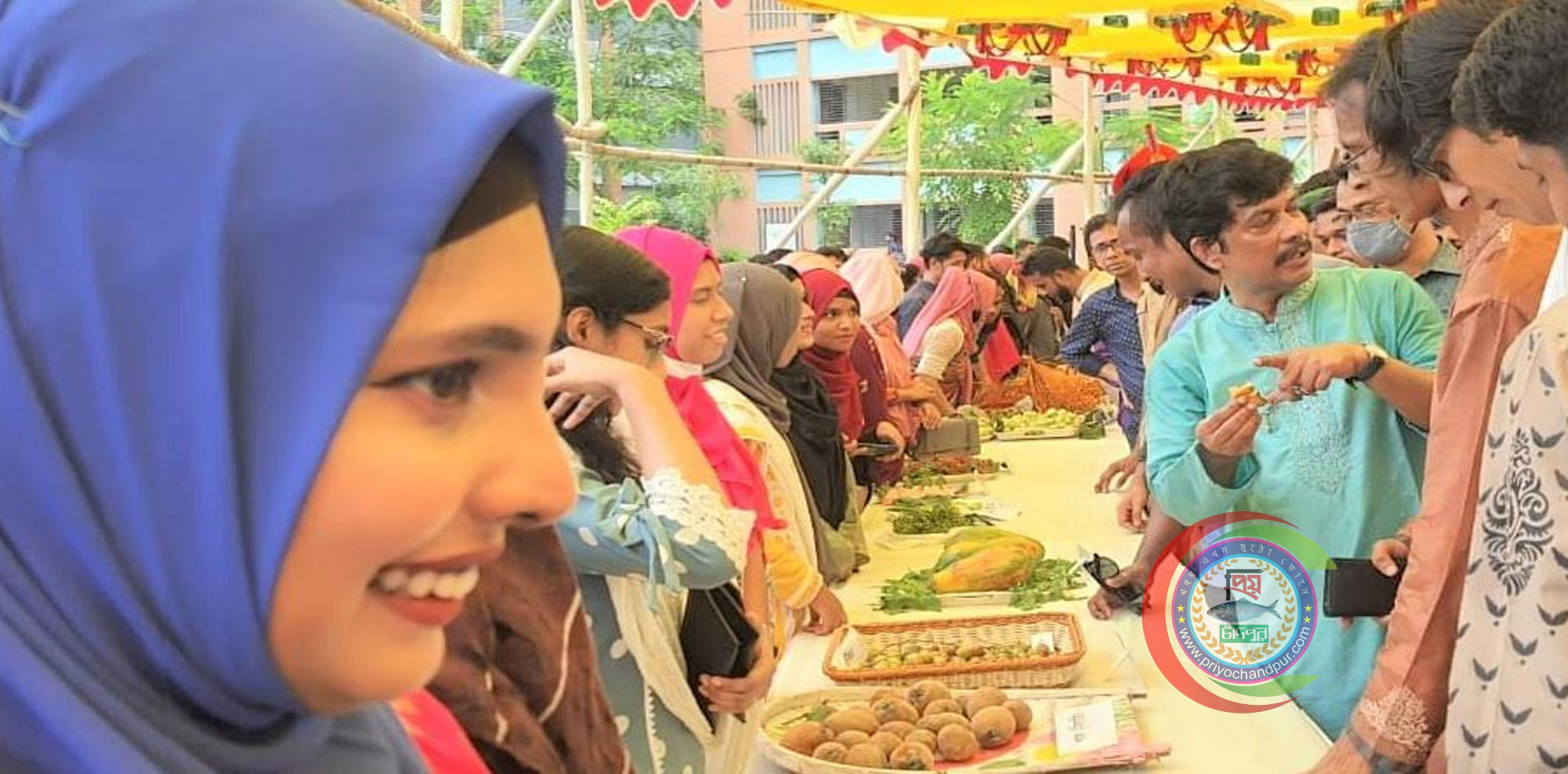 চাঁদপুর সরকারি কলেজে উৎসবমূখর পরিবেশে ফল উৎসব