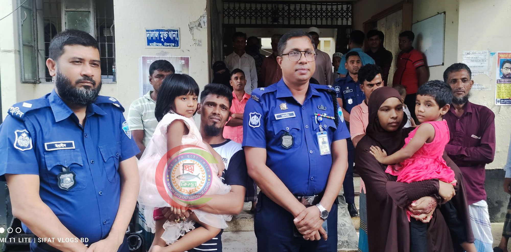 পুলিশের সহায়তায় বিক্রি হওয়া দুই কন্যা সন্তান ফিরলো বাবা-মায়ের কোলে