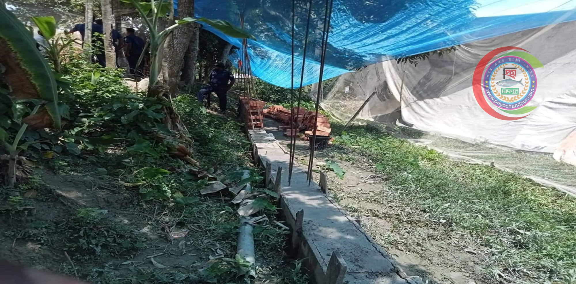 শাহরাস্তিতে সম্পত্তির দখল নিতে মামলা হামলা ও হয়রানির অভিযোগ ভূক্তভোগি পরিবারের