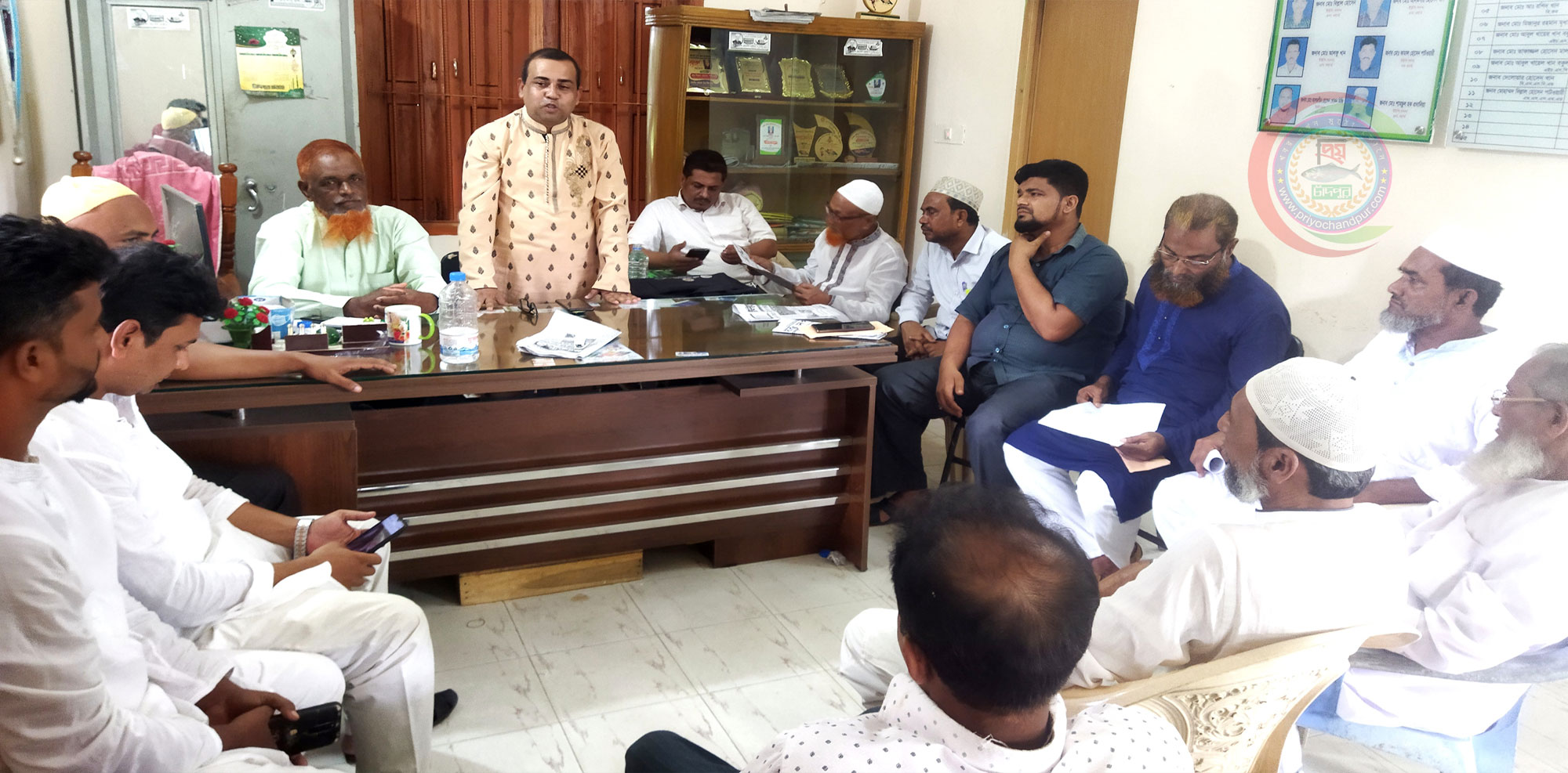 আশিকাটি ও কল্যাণপুরে জেলা পরিষদের সদস্য পদপ্রার্থী ইকবাল হোসেন পলাশের মতবিনিময়