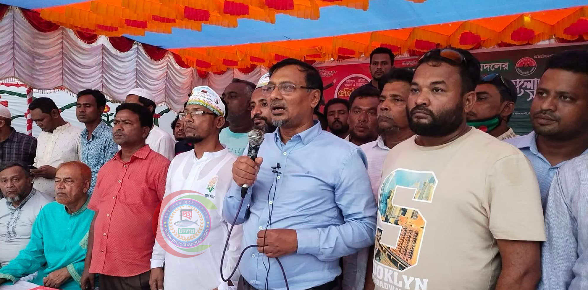 হাজীগঞ্জে বর্ণাঢ্য আয়োজনে যুবদলের ৪৪ তম প্রতিষ্ঠাবার্ষিকী উদযাপন