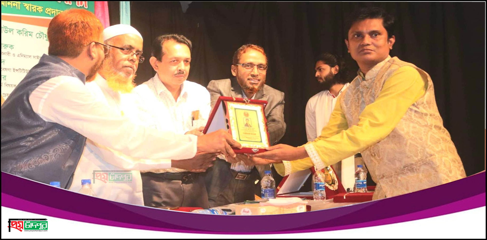 চ্যানেল কৃষি সন্মাননা পেলেন নির্মাতা ও অভিনেতা মোশারফ ভূঁইয়া পলাশ