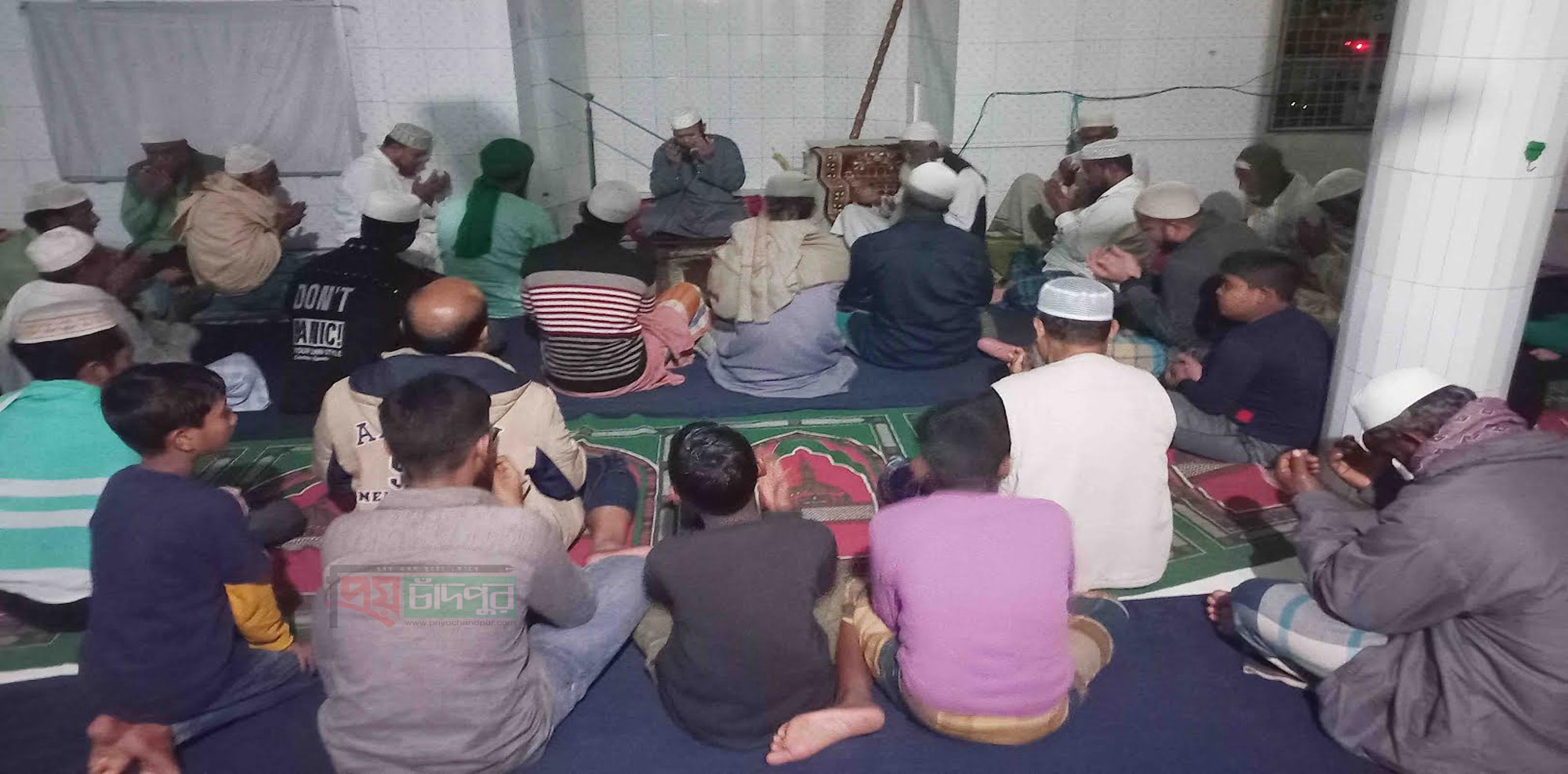 হাজীগঞ্জে সাংবাদিক হাবীবের বাবার মাগফেরাত কামনায় মিলাদ ও দোয়া