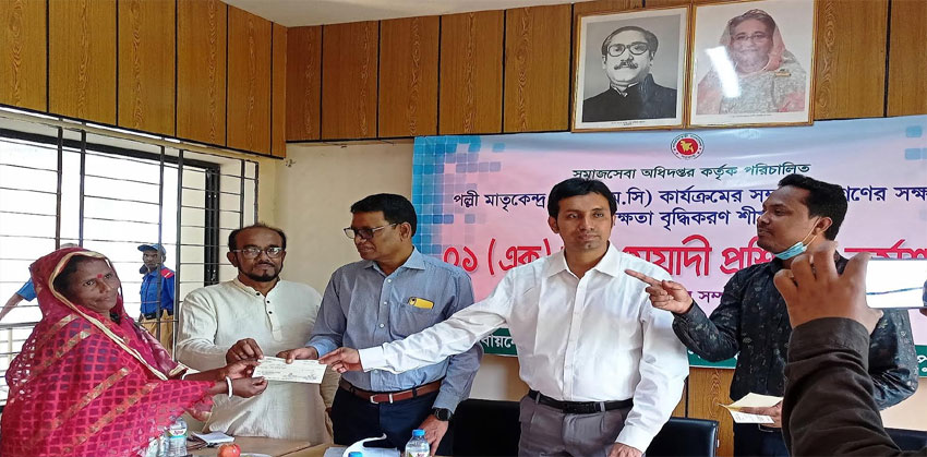 কচুয়ায় সক্ষমতা ও দক্ষতা বৃদ্ধিকরুণ শীর্ষক প্রশিক্ষন কর্মশালা
