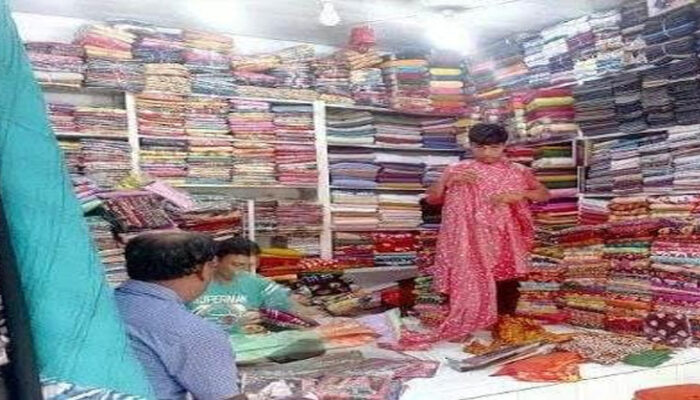 ক্রেতা সংকটে চাঁদপুরের মফস্বলের হাট বাজার