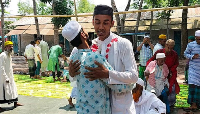 আজ চাঁদপুরের পঞ্চাশ গ্রামে ঈদ