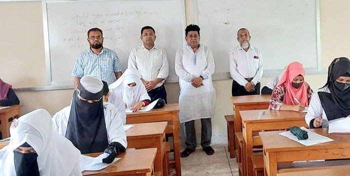 শাহতলী জিলানী চিশতী কলেজে নির্বাচনী পরীক্ষার হল পরিদর্শন