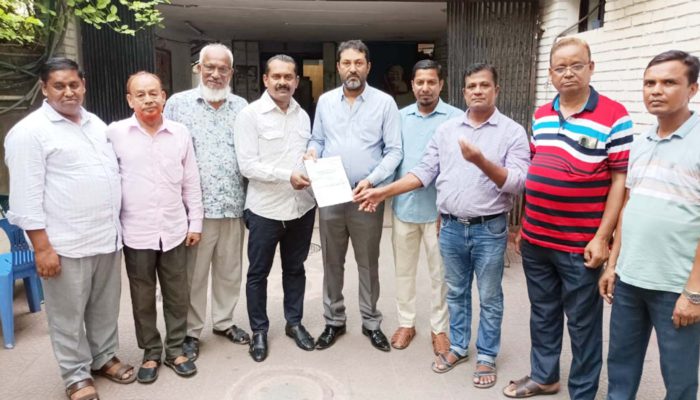 দলীয় মনোনয়ন ফরম কিনলেন মাহবুবুর রহমান সেলিম