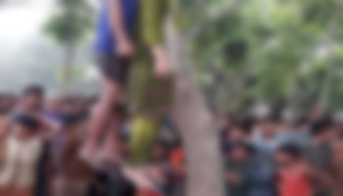 কুমিল্লায় এক রশিতে ঝুলছিল মা-ছেলের দেহ