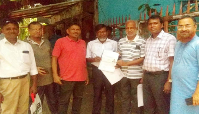 ছেংগারচর পৌরসভা নির্বাচন-২০২৩ : দলীয় মনোনয়ন ফরম কিনলেন আইয়ুব আলী