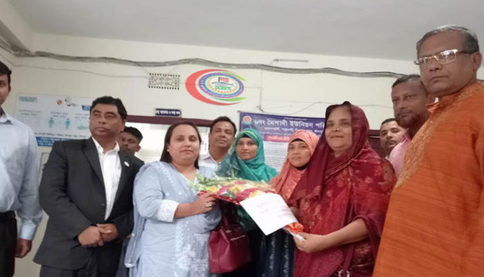 বিভাগীয় কমিশনারের মৈশাদী ইউনিয়ন পরিষদ পরিদর্শন