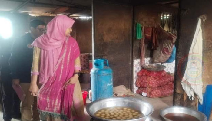 শাহরাস্তির আমানিয়া হোটেলকে ২৫ হাজার টাকা জরিমানা