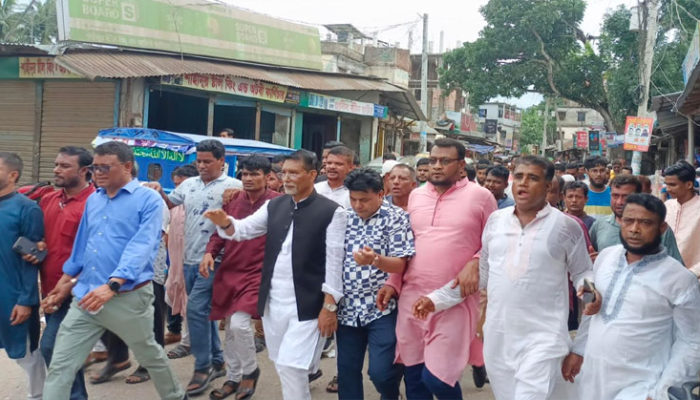 সংসদ নির্বাচনকে সামনে রেখে দেশ বিদেশে বিভিন্ন ষড়যন্ত্র চলছে : গোলাম হোসেন