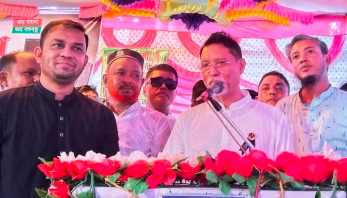 ১৫ আগস্টের দোসররা আবারো মাথা চারা দিয়ে উঠেছে : গোলাম হোসেন