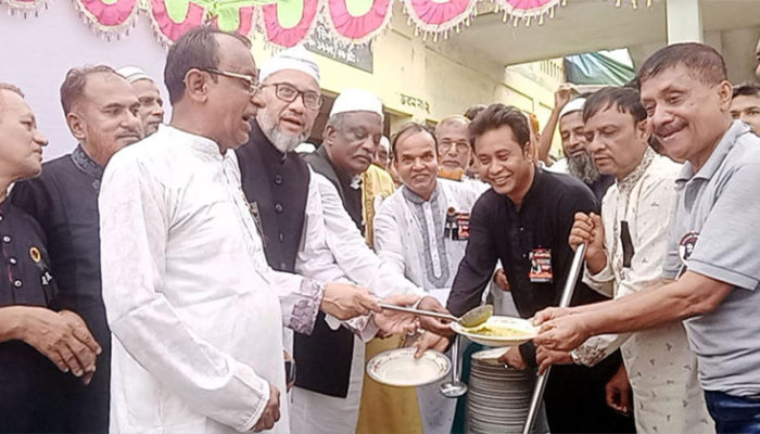 মতলব উত্তরে ফতেপুর পশ্চিম ইউনিয়ন আওয়ামী লীগের উদ্যোগে শোক দিবস পালন