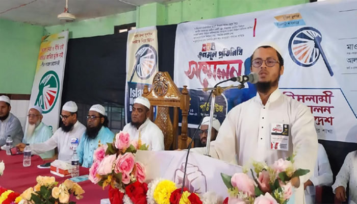 সময় থাকতে পদত্যাগ করে জাতীয় সরকারের অধীনে নির্বাচন দিন : নুরুল করীম আকরাম