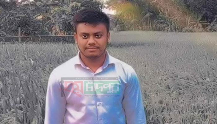 ফরিদগঞ্জে আম গাছ থেকে কিশোরের মরদেহ উদ্ধার