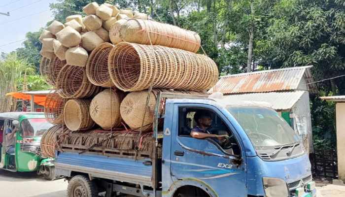 বিলুপ্তির পথে বাঁশ ও বেত শিল্প