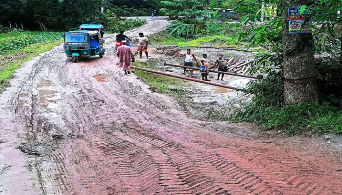 কচুয়ায় ব্রিজের ডাইভারশন যেন মরন ফাঁদ!