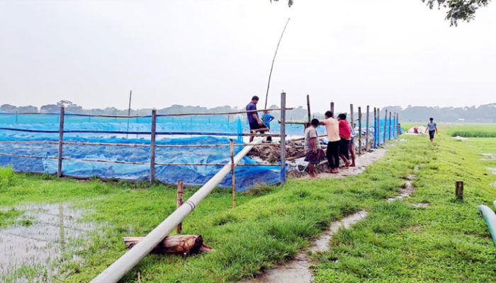 ড্রেজিংয়ে কৃষি জমি নষ্ট করায় ৫০ হাজার টাকা জরিমানা
