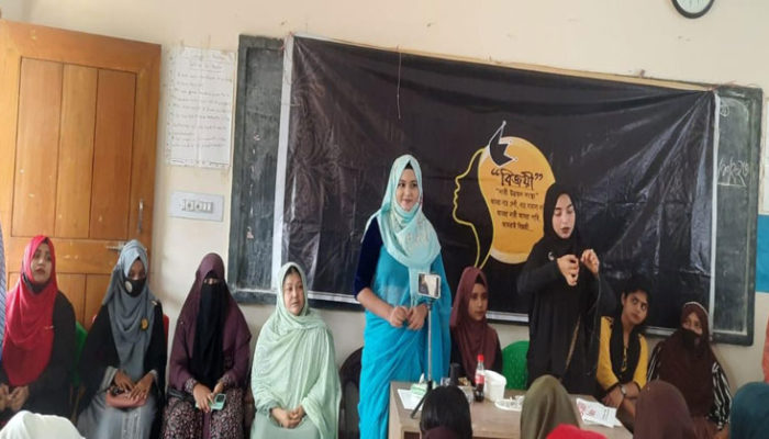 ২ শতাধিক শিক্ষার্থীকে প্রশিক্ষন প্রদান করলো চাঁদপুরের নারী সংগঠন বিজয়ী