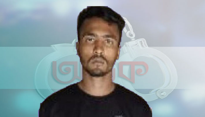 ফরিদগঞ্জে শ্বশুর বাড়ি থেকে ধর্ষক আটক!