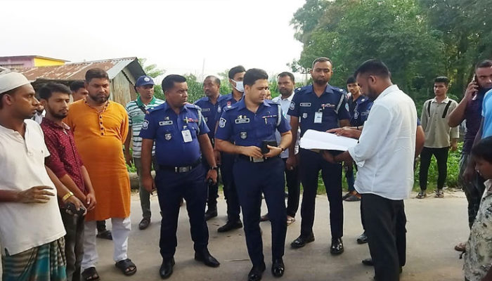 রামপুরে স্ট্রোকে দুদু গাজীর মৃত্যু বলে দাবি প্রতিপক্ষ হেলাল গাজীর পরিবারের : সুষ্ঠু তদন্তের দাবি