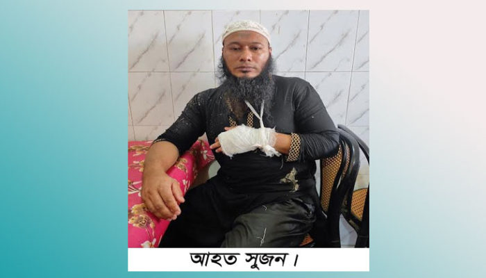 ফরিদগঞ্জে মাদ্রাসার সুপারের অনৈতিক অভিযাগের জেরে সংঘর্ষ, আহত ১