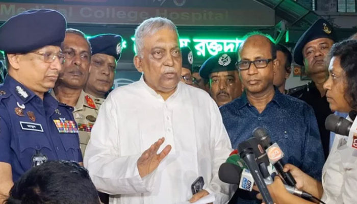 ছাত্রদলের নেতা কুপিয়ে পুলিশ সদস্যকে হত্যা করেছে: স্বরাষ্ট্রমন্ত্রী
