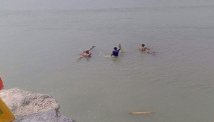 ফরিদগঞ্জে পানিতে পড়ে শিশুর মৃত্যু