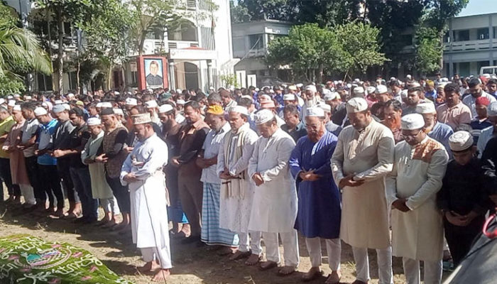 আল মাহমুদ টিটু মোল্লার সহধর্মিনী শারমিন আক্তারের জানাযা ও দাফন