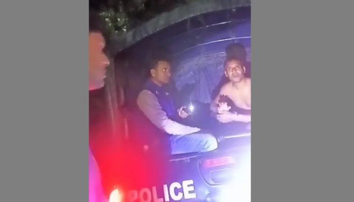 ‘আমাকে নিয়েন না ভাই আমার মা-ছেলে অসুস্থ’