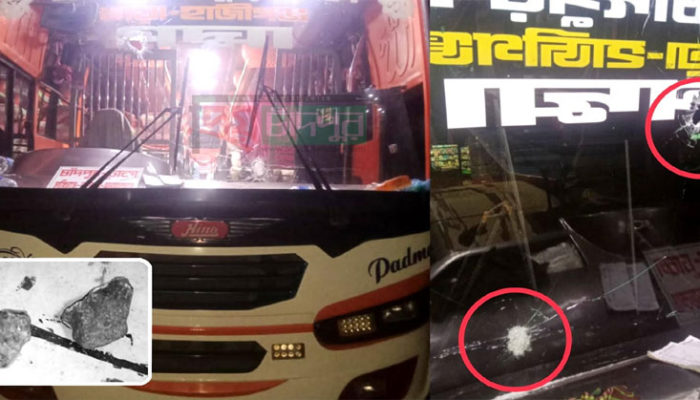 চাঁদপুরে যাত্রীবাহী বাসে দুর্বৃত্তদের হামলায় আহত এক