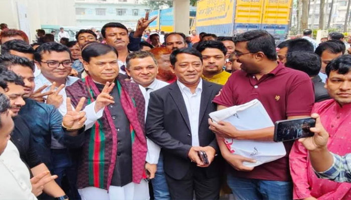চাঁদপুর-১ কচুয়া আসনে নৌকার প্রার্থীসহ ৪ জনের মনোনয়ন বৈধ, বাতিল ৫ প্রার্থী