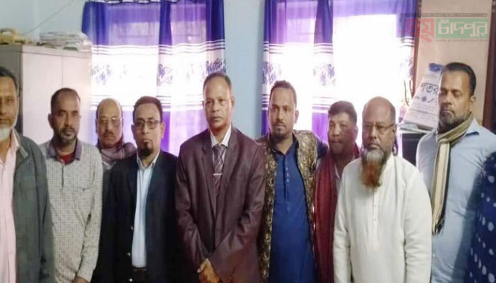 পশ্চিম সকদী ডিবি উচ্চ বিদ্যালয়ের নবগঠিত কমিটির দায়িত্ব গ্রহন