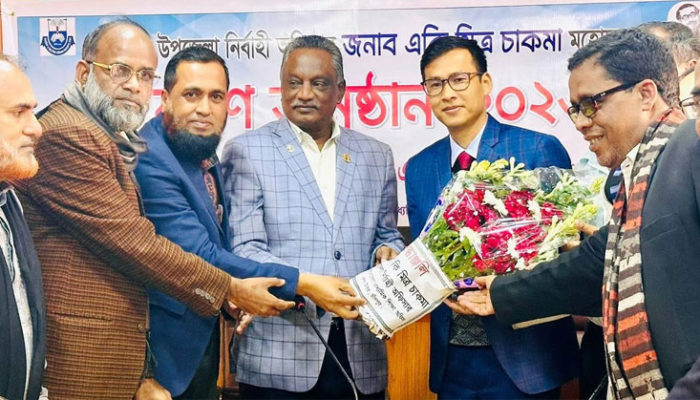 মতলব উত্তরের নবাগত ইউএনওকে মাধ্যমিক শিক্ষা পরিবারের অভ্যর্থনা