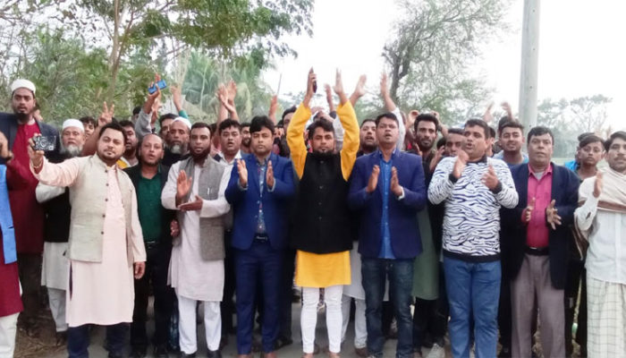 কচুয়ায় নৌকার প্রার্থীর প্রচারনা মিছিল ও সমাবেশ