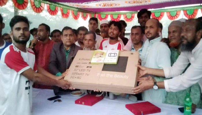 টিভিকাপ ডিকবার ফুটবল টুর্ণামেন্টের ফাইনাল খেলা