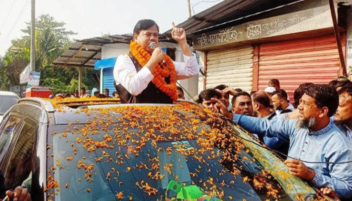 ৭ জানুয়ারি প্রতিটি ভোট কেন্দ্রে হাজার হাজার মানুষ নৌকায় ভোট দিয়ে শেখ হাসিনাকে জয়ী করবে