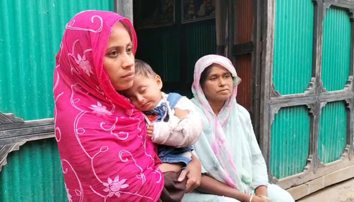 পুলিশি হয়রানিতে ঘরছাড়া শাহরাস্তির কয়েক গ্রামের যুবকরা