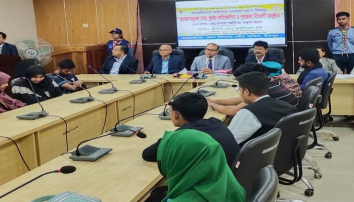 চাঁদপুর সরকারি কলেজে জেলা লিগাল এইডের প্রচারণামূলক সভা অনুষ্ঠিত