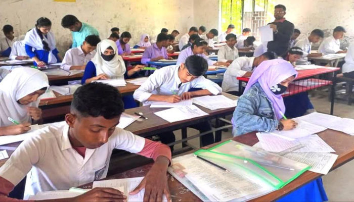 চাঁদপুরের এমএম নুরুল হক উবি কেন্দ্রে সুষ্ঠু ও সুন্দরভাবে সম্পন্ন হয়েছে