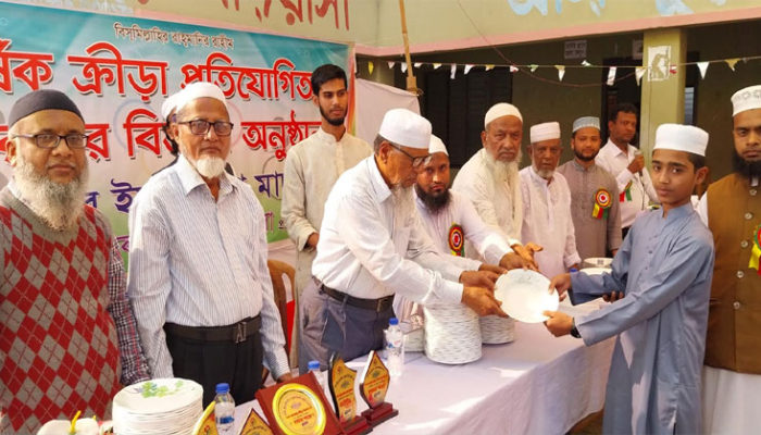 আন্-নূর ইসলামিয়া মাদ্রাসার বার্ষিক ক্রীড়া প্রতিযোগিতা ও পুরস্কার বিতরণ অনুষ্ঠিত 