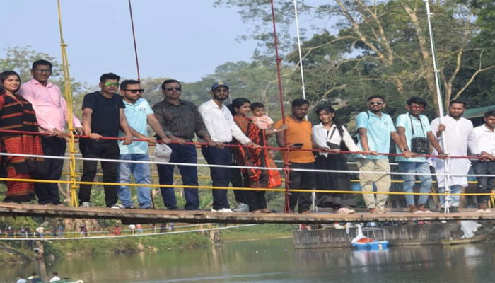কচুয়া ঝিলমিল সাংস্কৃতিক সংঘের বার্ষিক বনভোজন সম্পন্ন