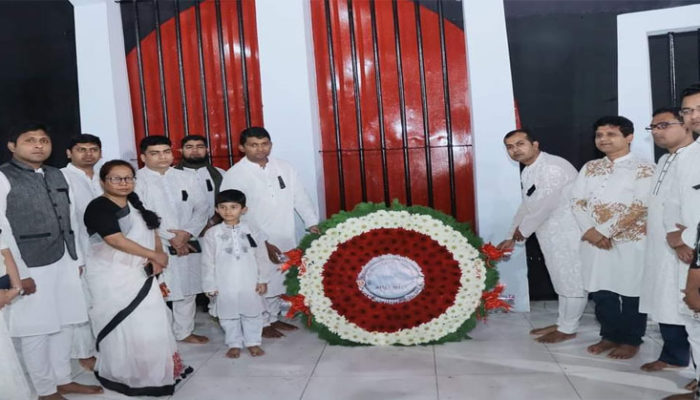 চাঁদপুরে ভাষা শহীদদের প্রতি সর্বস্তরের মানুষের শ্রদ্ধা
