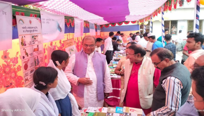 গ্রামাঞ্চলের শিক্ষার্থীদের কথা চিন্তা করেই বইমেলার আয়োজন করি : অধ্যাপক ড. মোস্তফা জামান